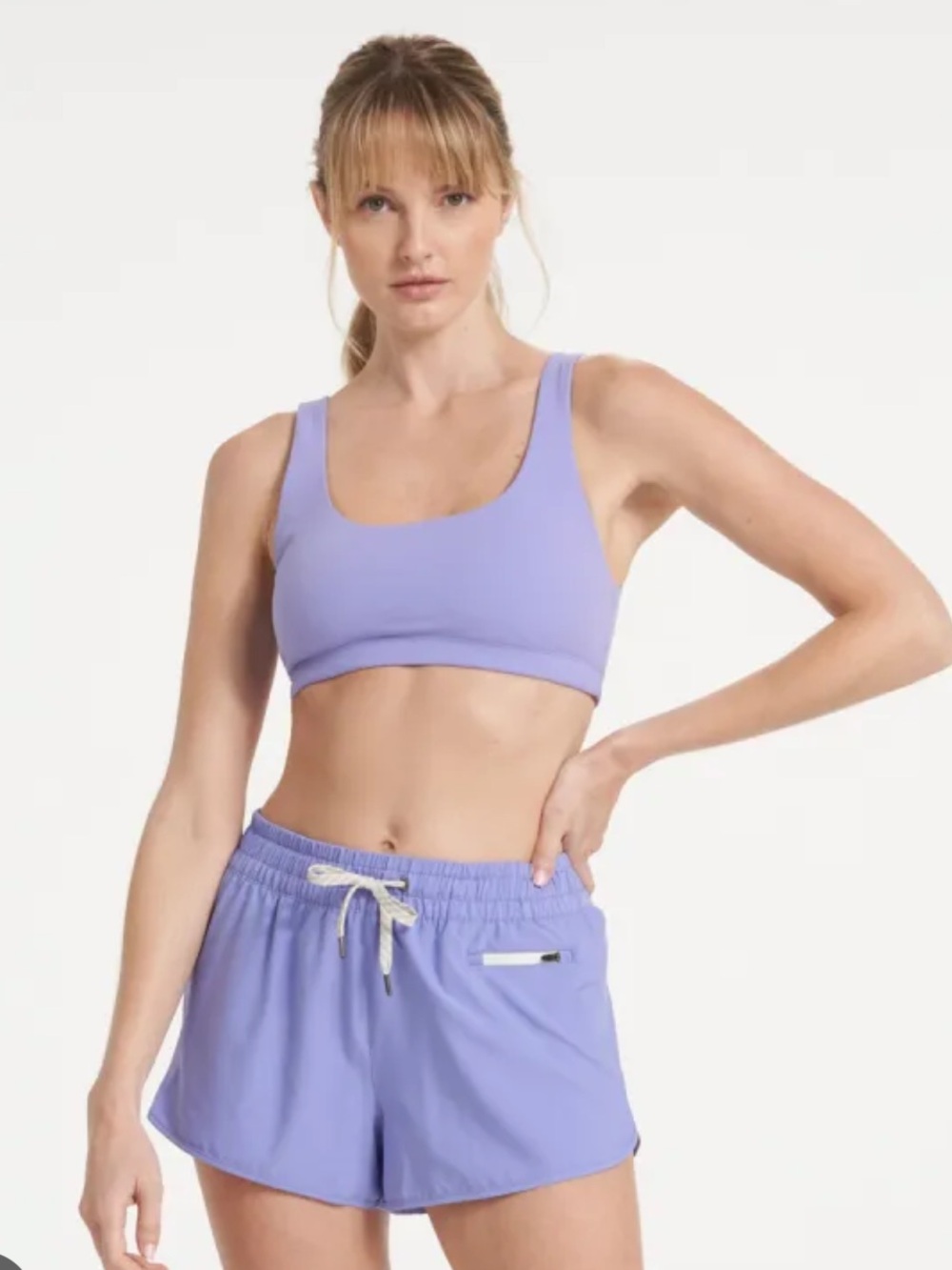 Vuori Daily Bra in Ultra Violet
